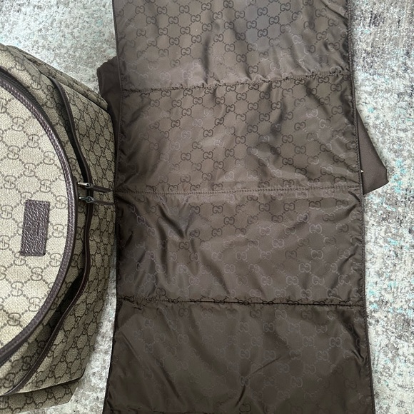 Gucci Brown GG Supreme Coated Canvas Diaper Bag (2019) - Picture 11 of 15